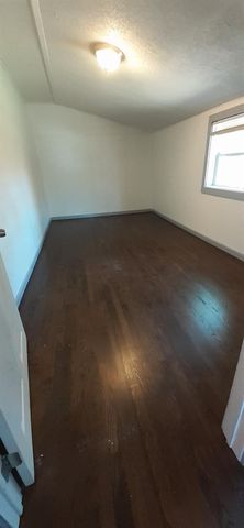 901 Blandin Street, Fort Worth, TX 76111