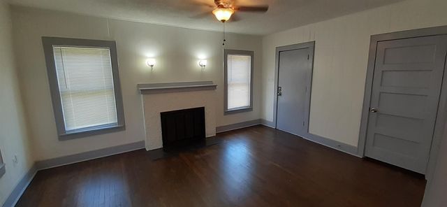 901 Blandin Street, Fort Worth, TX 76111