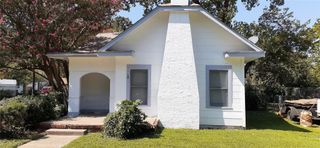 901 Blandin Street, Fort Worth, TX 76111