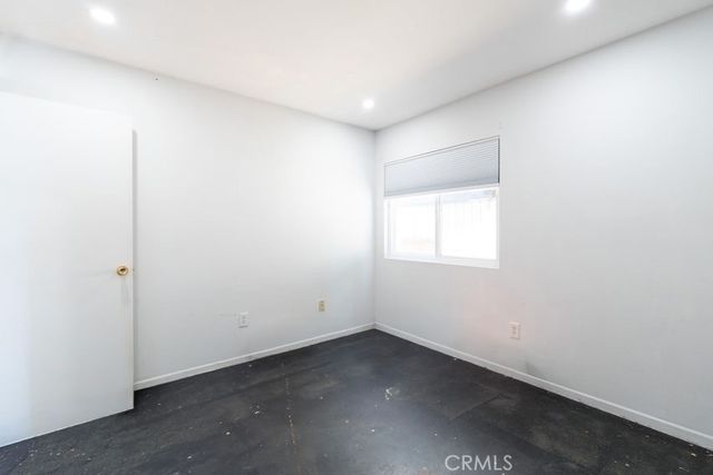 11493 Lev, San Fernando, CA 91345