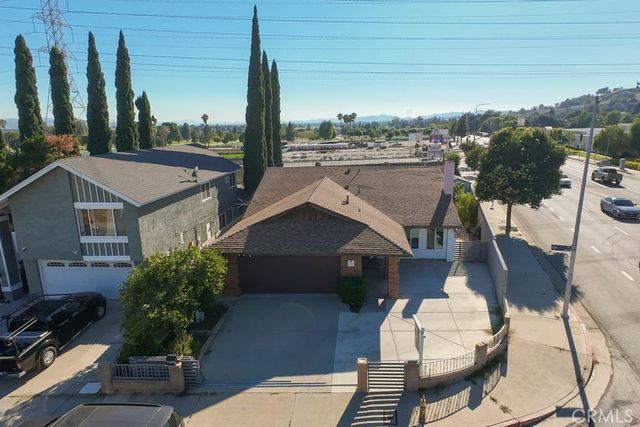 11493 Lev, San Fernando, CA 91345