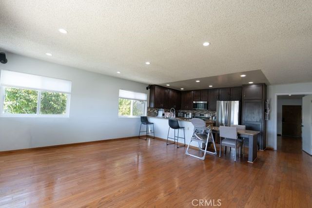 11493 Lev, San Fernando, CA 91345