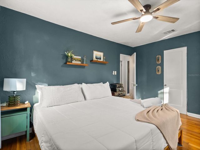 1010 N FOREST AVENUE, Orlando, FL 32803