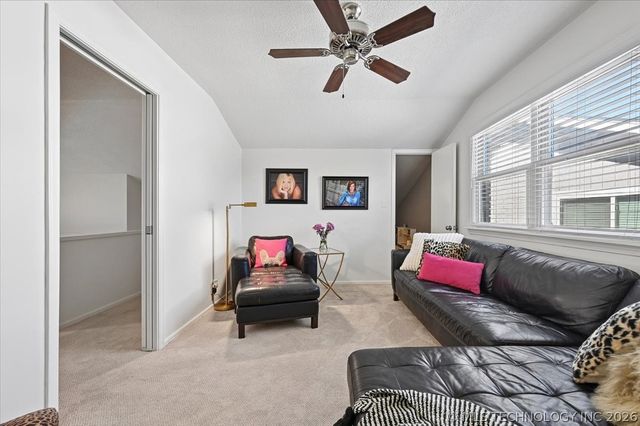 3813 E 64th Place, Tulsa, OK 74136