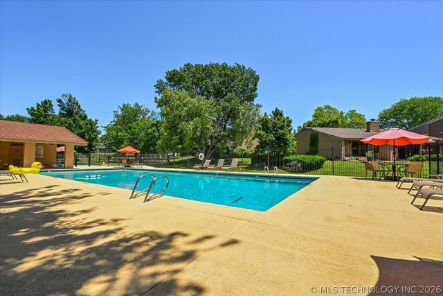 3813 E 64th Place, Tulsa, OK 74136