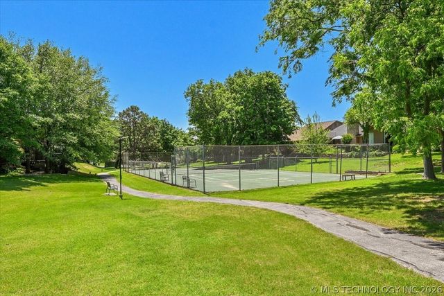 3813 E 64th Place, Tulsa, OK 74136