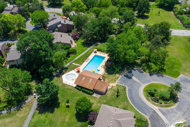 3813 E 64th Place, Tulsa, OK 74136