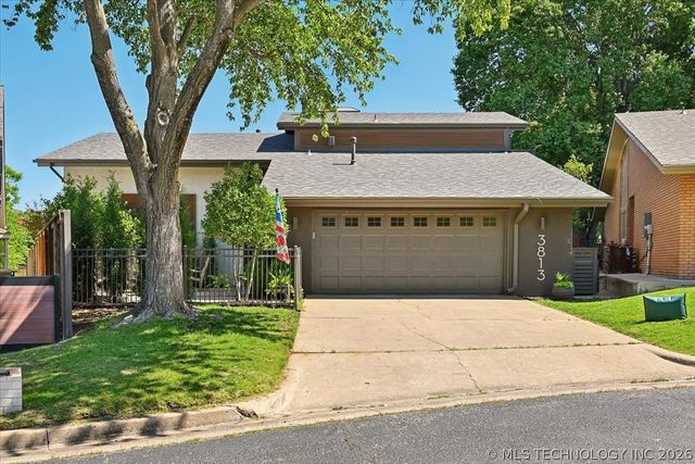 3813 E 64th Place, Tulsa, OK 74136