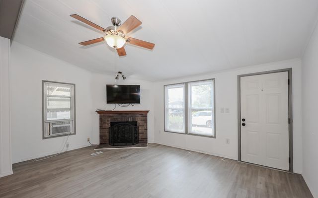 45 Rachael Circle, Goffstown, NH 03045