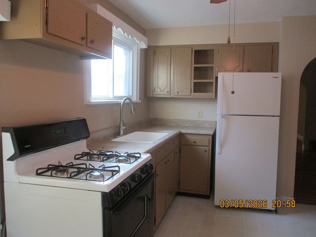 1412 13th Street, Moline, IL 61265