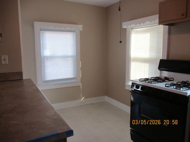 1412 13th Street, Moline, IL 61265