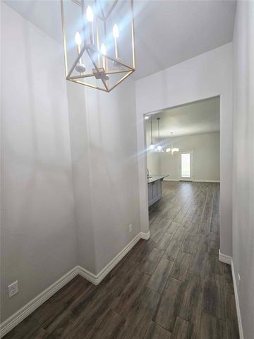 9221 Anaum Lane, Yukon, OK 73099