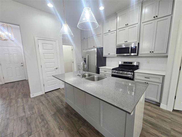 9221 Anaum Lane, Yukon, OK 73099