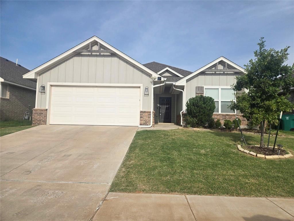 9221 Anaum Lane, Yukon, OK 73099