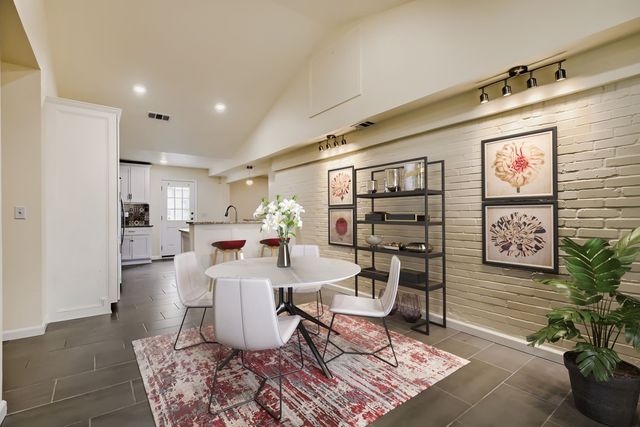 6915 E Grand Avenue, Dallas, TX 75223