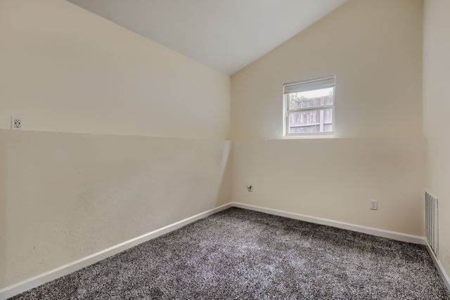 6915 E Grand Avenue, Dallas, TX 75223
