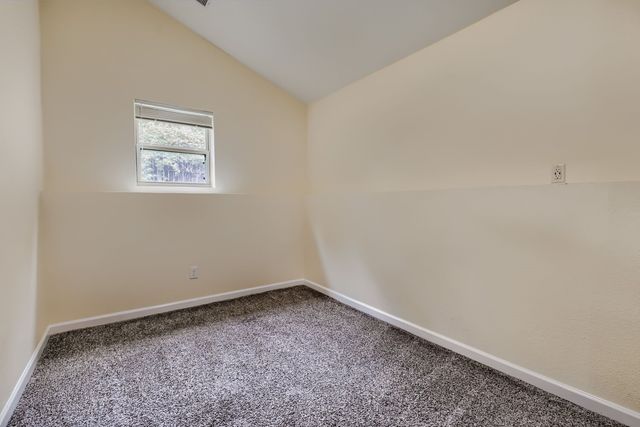6915 E Grand Avenue, Dallas, TX 75223