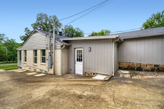 6915 E Grand Avenue, Dallas, TX 75223