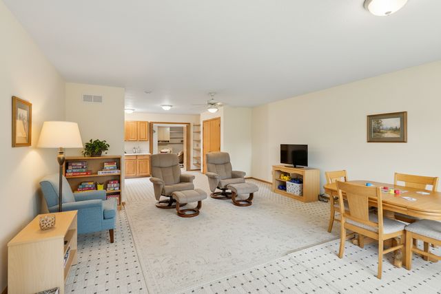 11830 Bren Road, Hopkins, MN 55343