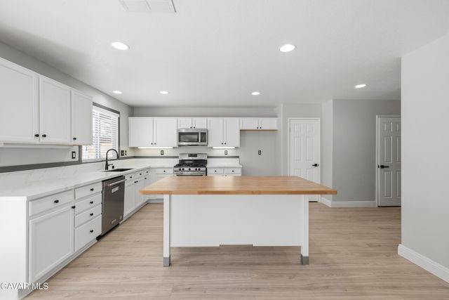 4310 Norval Avenue, Quartz Hill, CA 93536