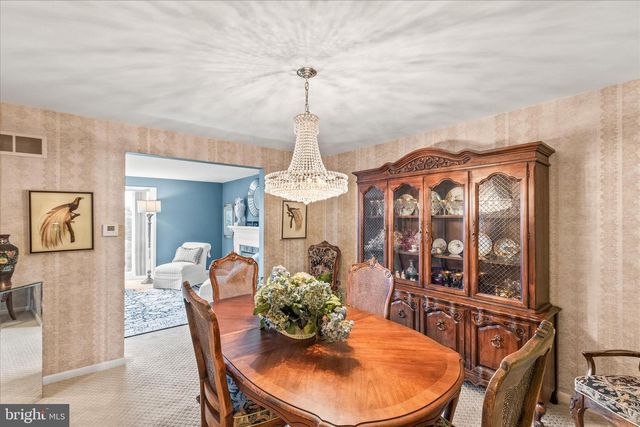 2940 BROXTON LN, York, PA 17402