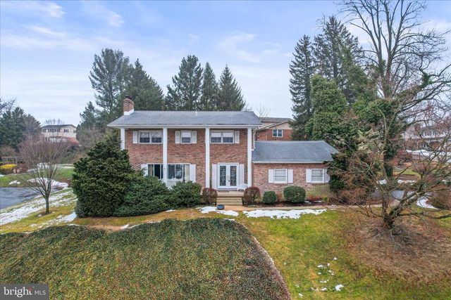 2940 BROXTON LN, York, PA 17402