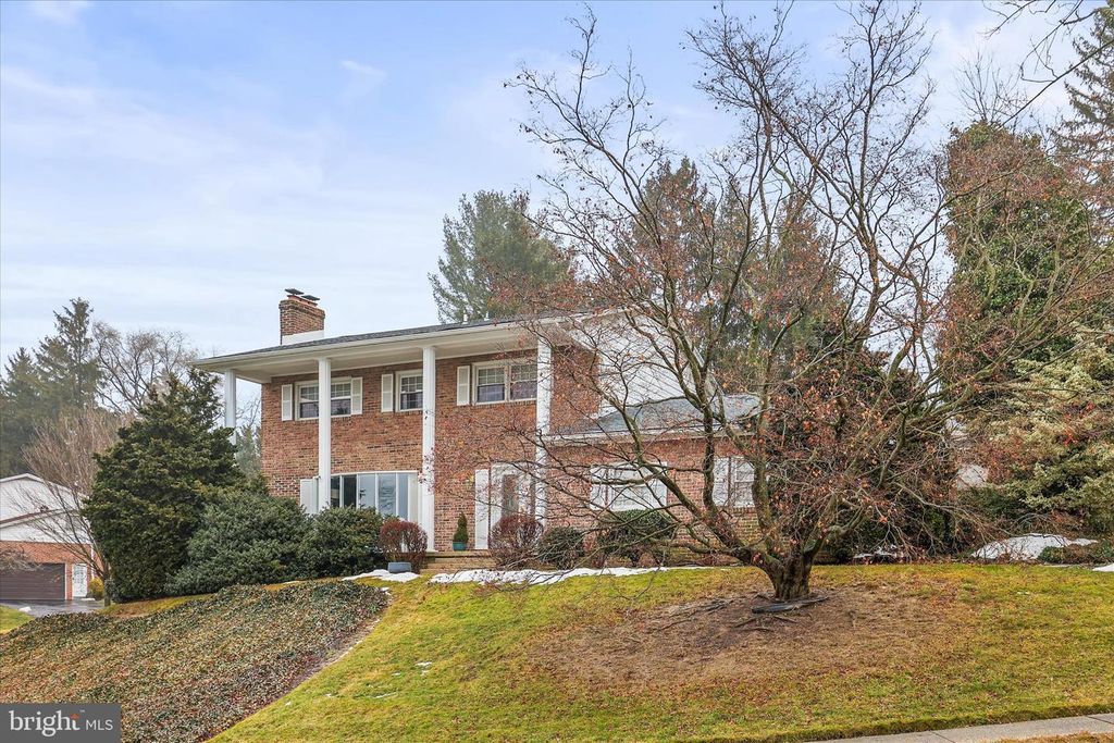 2940 BROXTON LN, York, PA 17402