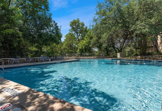 3613 Las Colinas DR C, Austin, TX 78731