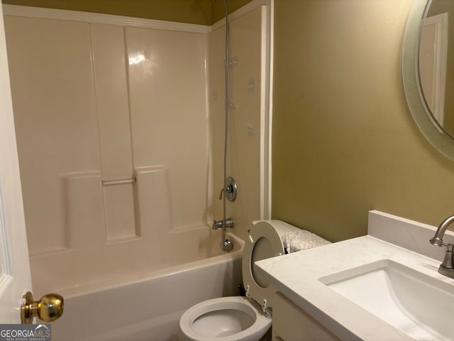 7279 Williamsburg Drive, Riverdale, GA 30274