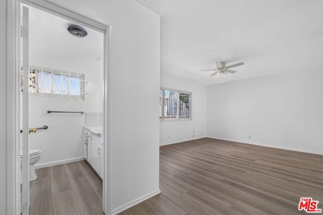 324 E Tamarack Avenue, Inglewood, CA 90301