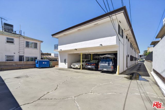 324 E Tamarack Avenue, Inglewood, CA 90301