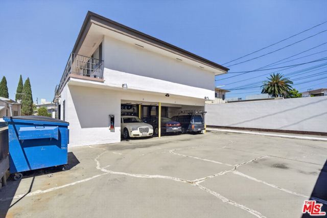 324 E Tamarack Avenue, Inglewood, CA 90301