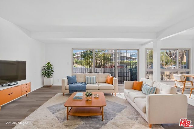 324 E Tamarack Avenue, Inglewood, CA 90301