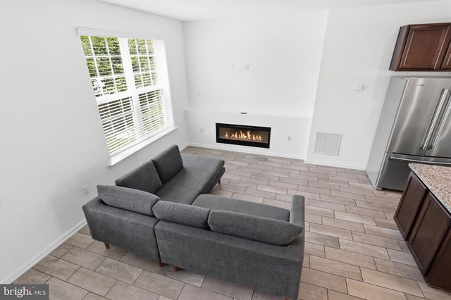 1602 WESBOURNE DR, Upper Marlboro, MD 20774