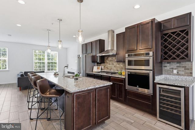 1602 WESBOURNE DR, Upper Marlboro, MD 20774