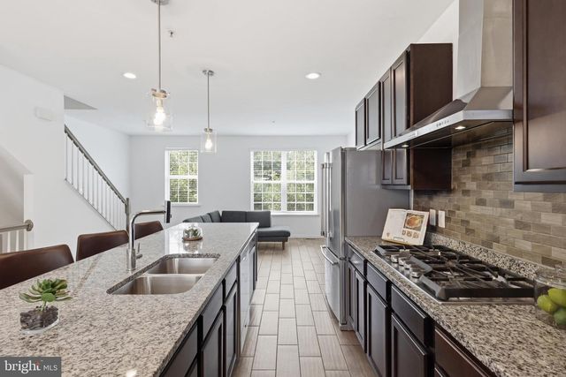 1602 WESBOURNE DR, Upper Marlboro, MD 20774