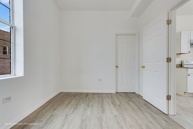 2524 S California Avenue, Chicago, IL 60608