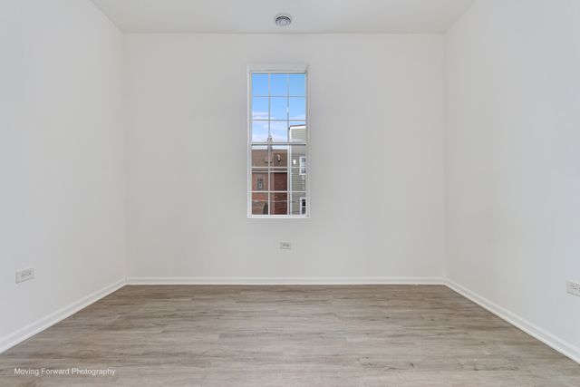 2524 S California Avenue, Chicago, IL 60608