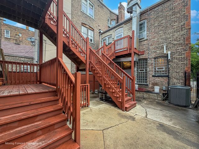 2524 S California Avenue, Chicago, IL 60608