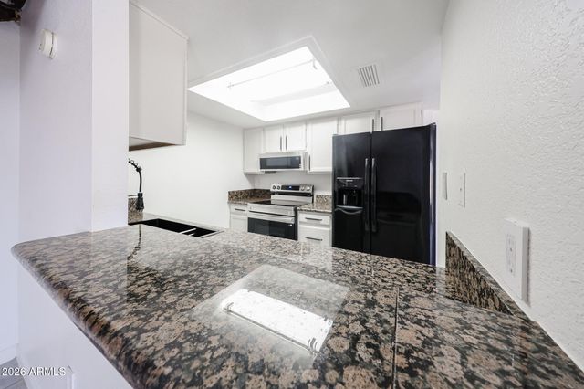 17032 N 16th Drive Unit 7, Phoenix, AZ 85023