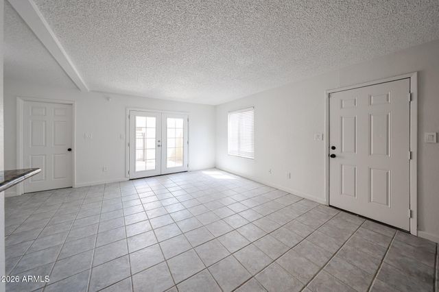 17032 N 16th Drive Unit 7, Phoenix, AZ 85023