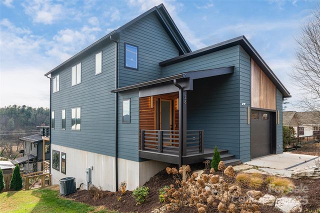 28 Lamb Avenue, Asheville, NC 28806