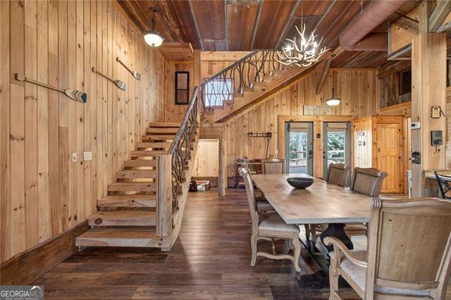 110 Old Indian Trail, Blue Ridge, GA 30513