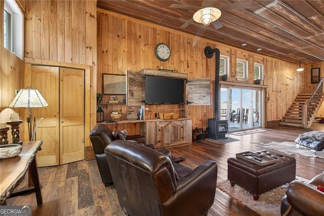 110 Old Indian Trail, Blue Ridge, GA 30513