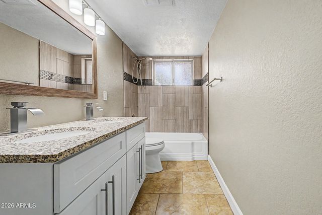 1712 E 1ST Avenue, Mesa, AZ 85204