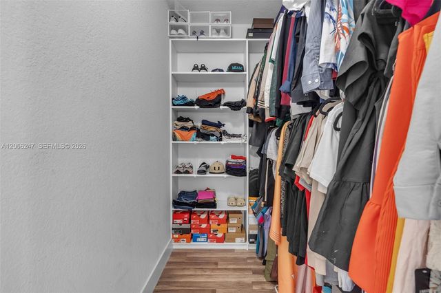 1330 NW 11th St, Fort Lauderdale, FL 33311