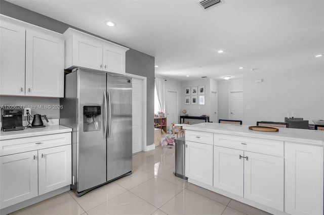 1330 NW 11th St, Fort Lauderdale, FL 33311