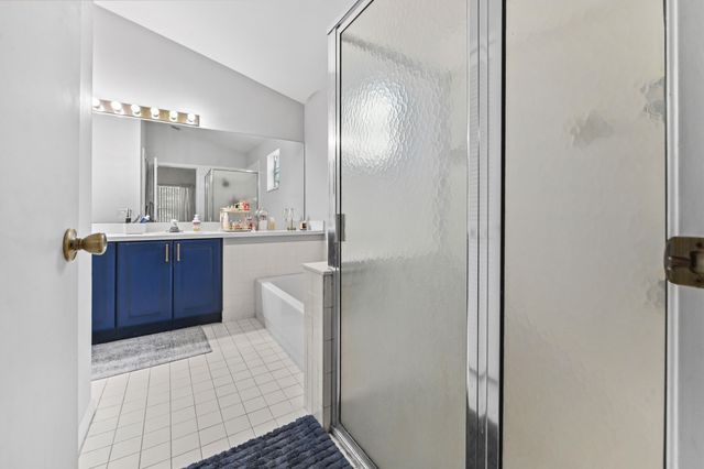 320 Hammocks Trail, Greenacres, FL 33413