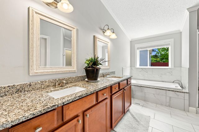1109 Lexington Farm Road, Apex, NC 27502
