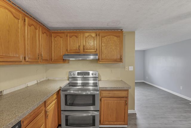 7008 Clymer Drive, Reynoldsburg, OH 43068